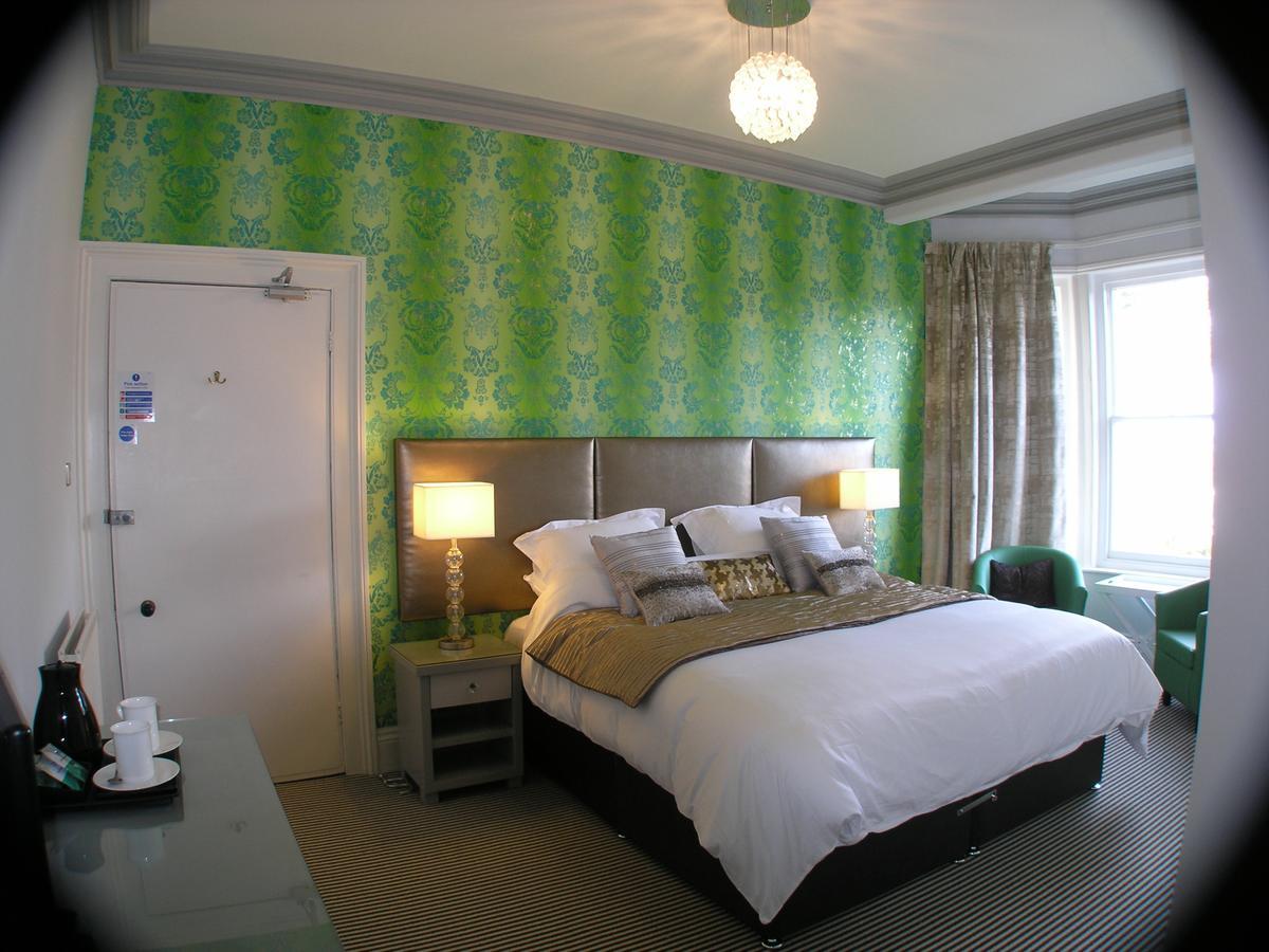 HOTEL WESTWELL HALL ILFRACOMBE 3* (United Kingdom) - from £ 182